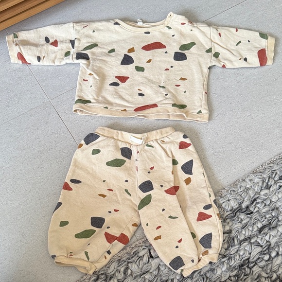 Kids Cream Patterned Matching Set - Picture 1 of 1